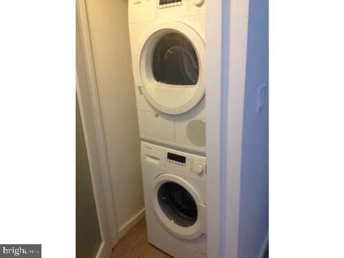 Building Photo - 726 Market St