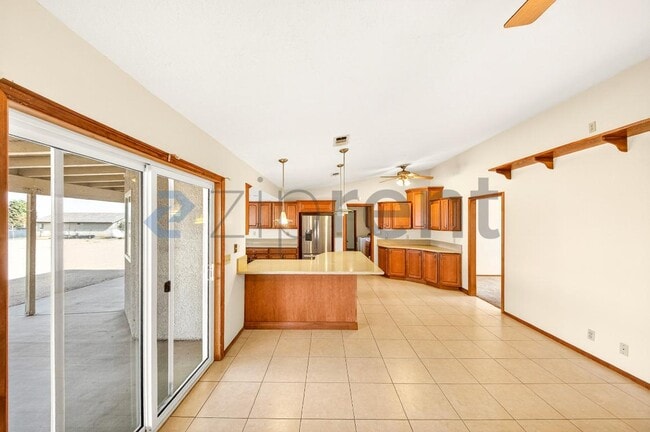 Foto del edificio - 15380 Mission St