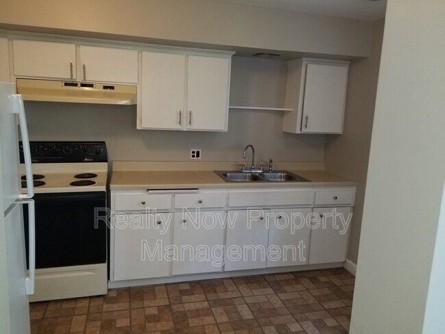 Foto del edificio - 20838 Detroit Rd