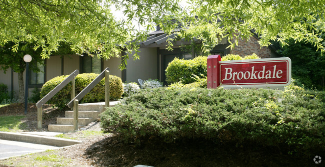 Building Photo - Brookdale Apartments