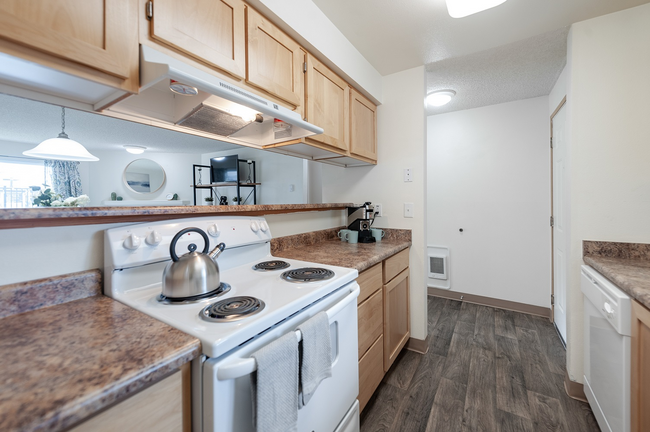 2x2 - Cocina - Fishers Mill Apartments