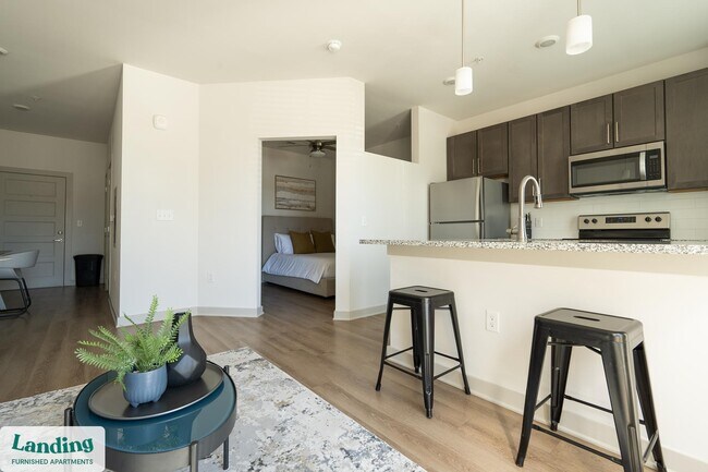 Foto del edificio - 340 W 25th St