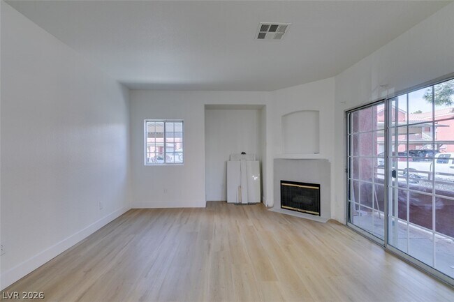 Foto del edificio - 4730 E Craig Rd