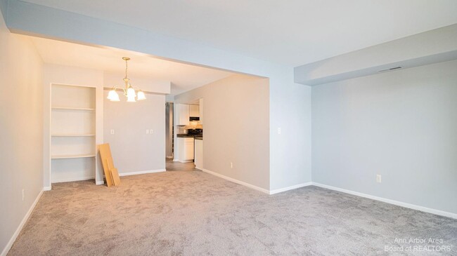 Building Photo - 9705 Harbour Cove Ct