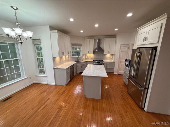 Foto del edificio - 9301 Olde Mill Pond Dr