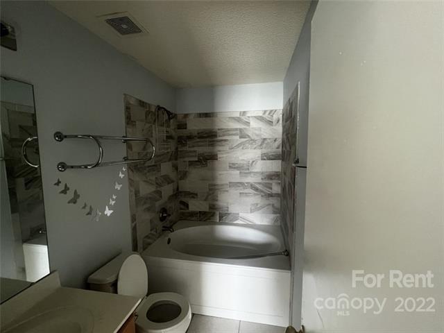 Building Photo - 108 Westbury Dr