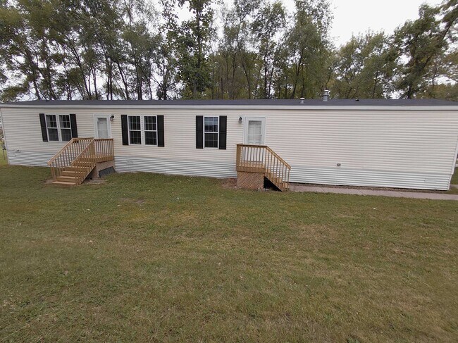 Foto del edificio - 2112 Bluebird Terrace NW