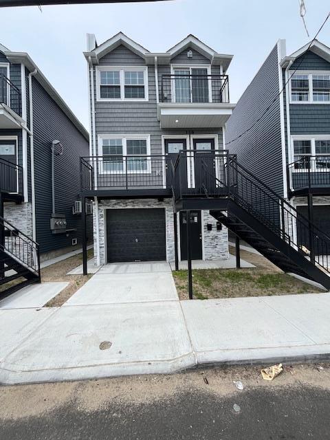 Foto principal - 159 Beach 25th St