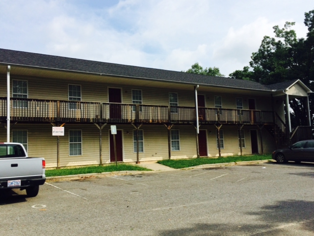 Building Photo - 320 Hamilton Dr NE