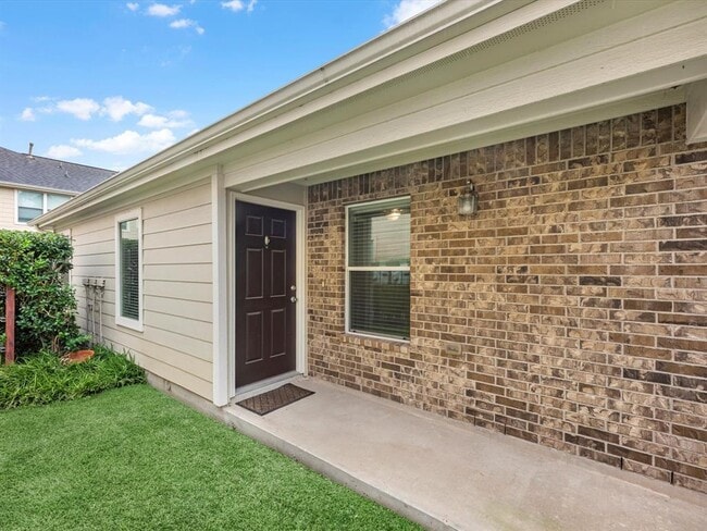 Foto del edificio - 16010 Sweetwater Fields Ln