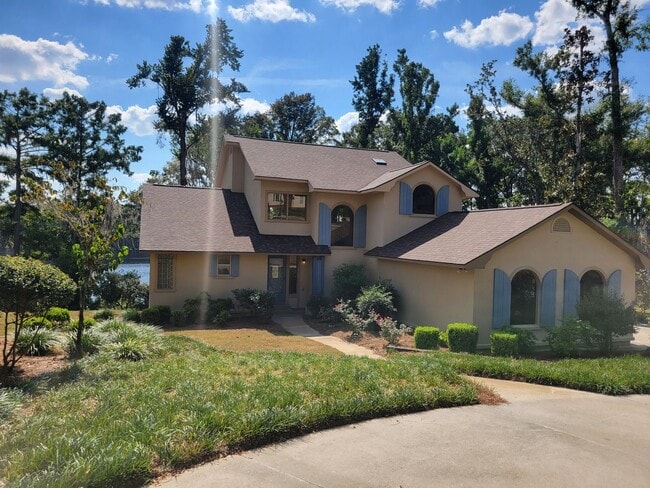 Building Photo - Cypress Lake S/D home in Lake Park