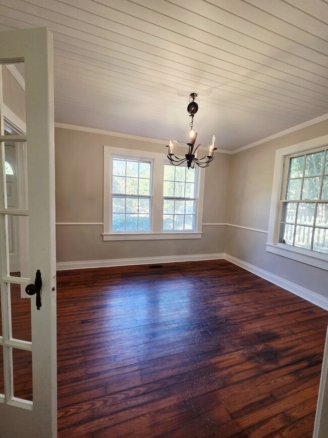 Foto del edificio - 205 E North St