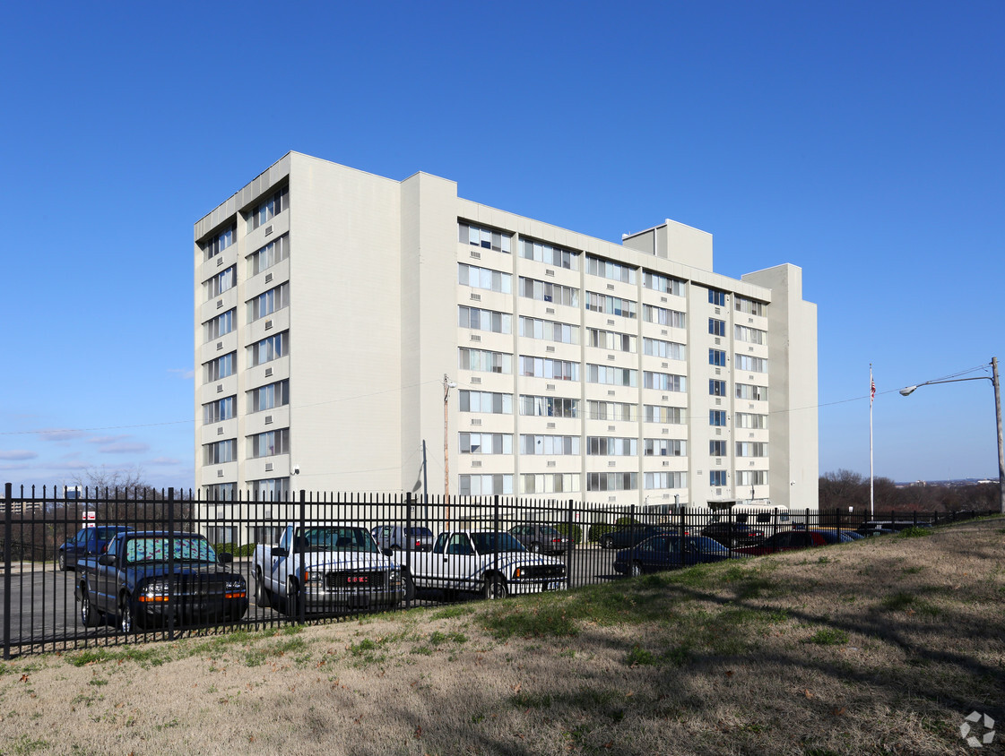 Foto del edificio - Wedgewood Towers