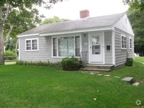 Building Photo - 169 Seaview Ave