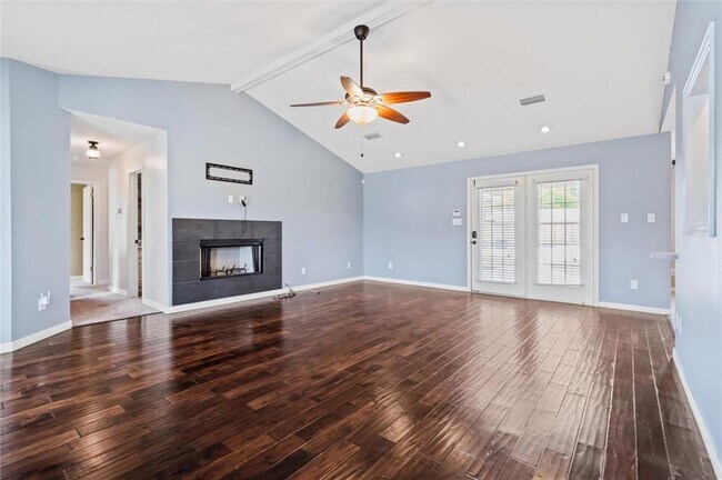 Building Photo - 3709 Seleste Dr