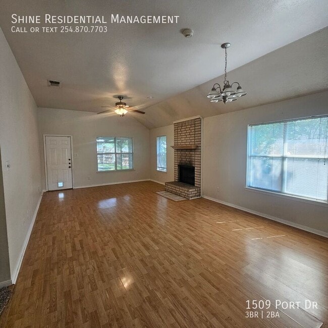 Building Photo - 1509 Port Dr