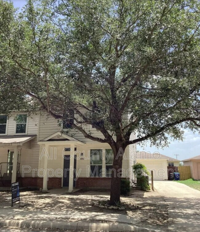Photo - 10303 Lateleaf Oak Townhome