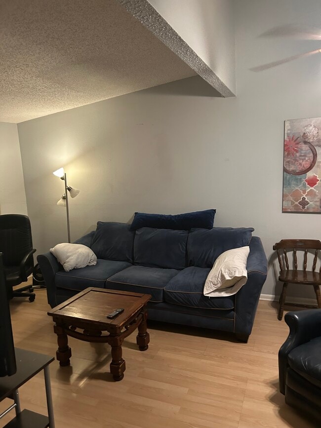 Living - 2301 Edenborn Ave
