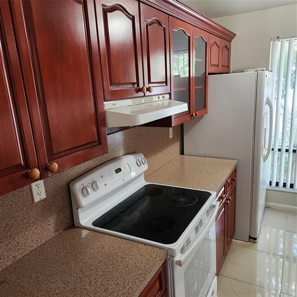 Foto del edificio - 4204 NW 114th Terrace