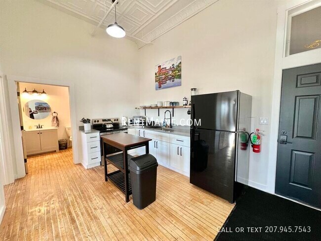 Foto del edificio - 113 N Lancey St