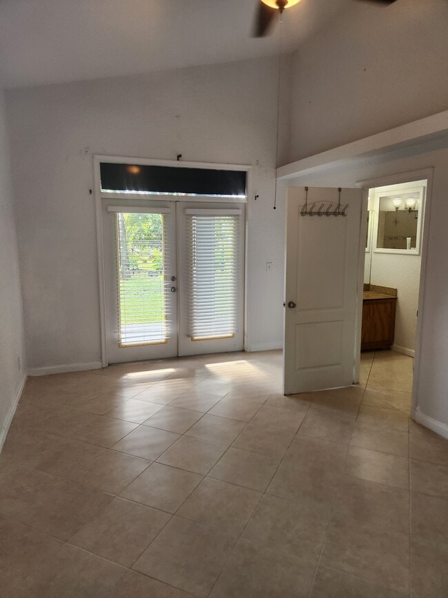 Foto del edificio - 442 SE 36th Terrace