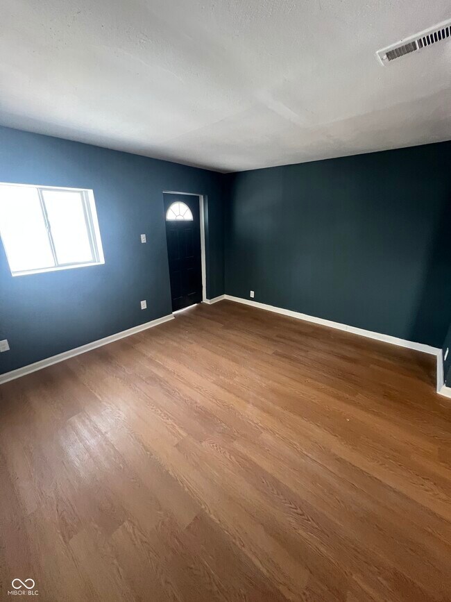 Foto del edificio - 2532 N Temple Ave