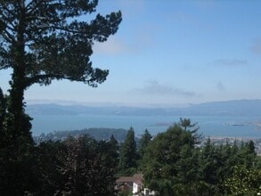 Building Photo - 626 Grizzly Peak Blvd