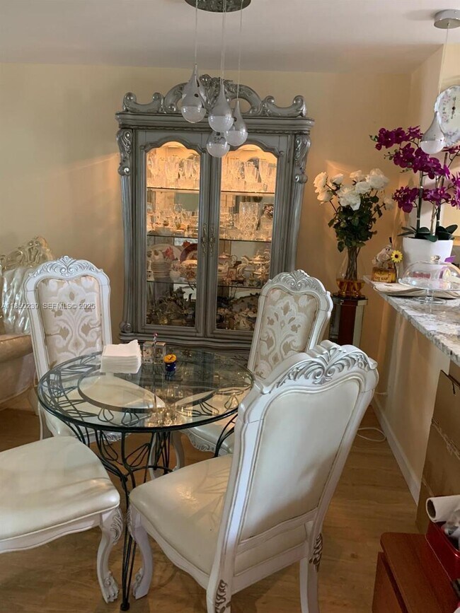 Foto del edificio - 3500 SW Natura Blvd