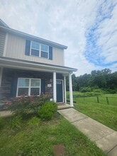 Building Photo - 511 Justice Farm Dr