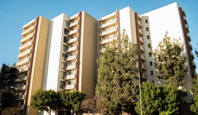 321 S San Vicente Blvd Unit 907, Los Angeles, CA 90048 - Condo for Rent