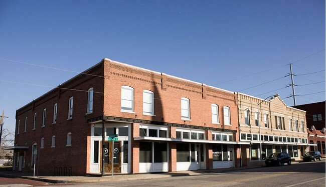 Building Photo - 201 S. Main St.