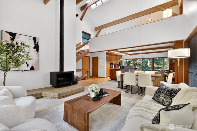 Foto del edificio - 3323 NE 156th St