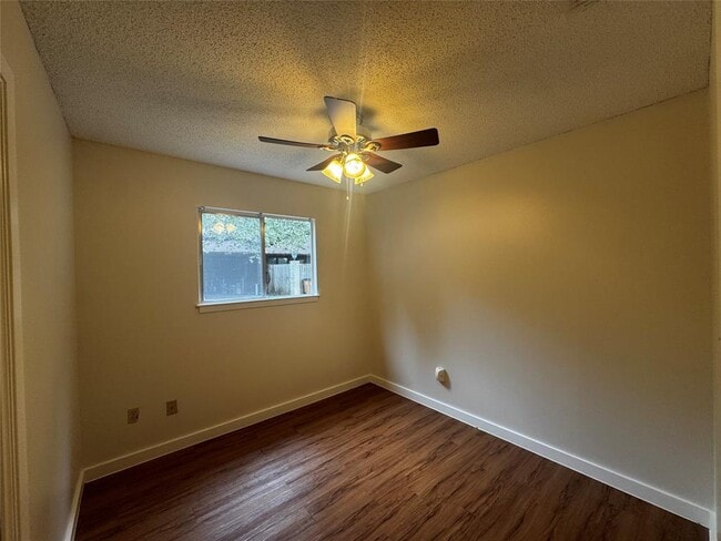 Building Photo - 1810 Teton Dr