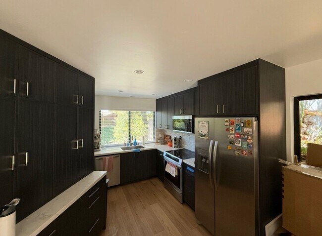 Building Photo - Beautifully Remodeled 4 Bedroom Home