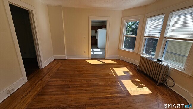 Foto del edificio - 15 Bragaw St