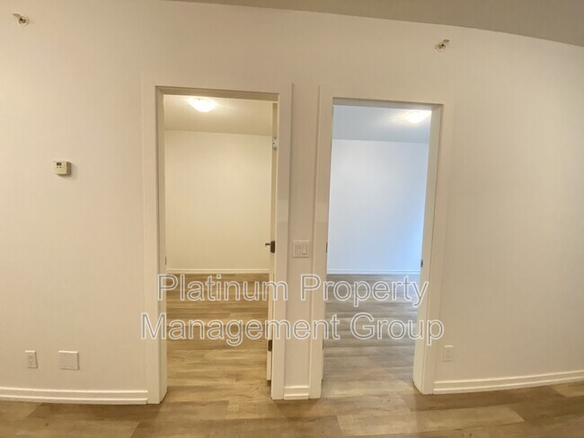 Photo du bâtiment - 450-458 8 Ave SE