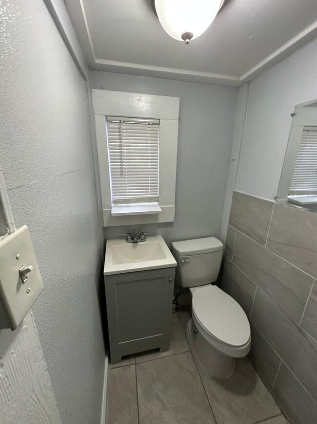 Photo - Fully Renovated 1/1 -Single Family  Ready to Move In! House