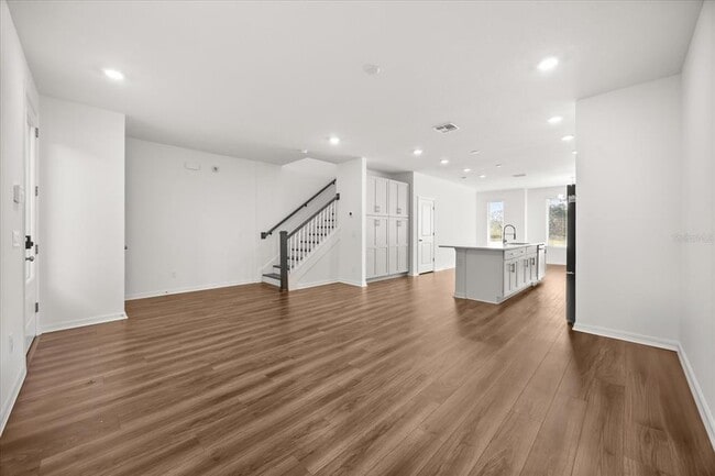 Building Photo - 6403 Cyrils Dr