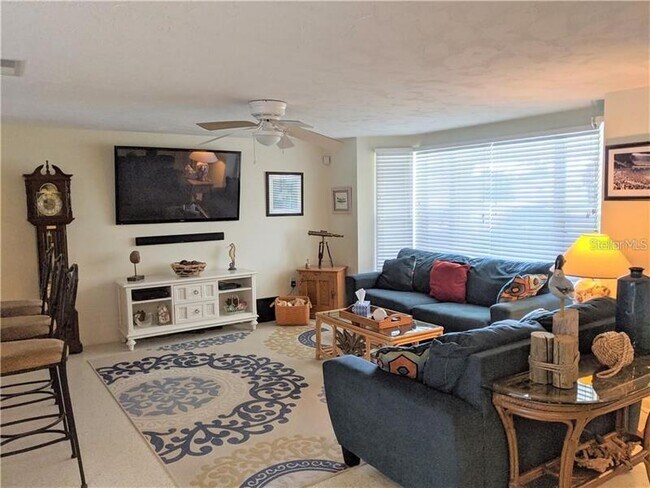 Foto del edificio - 3067 Lockwood Terrace