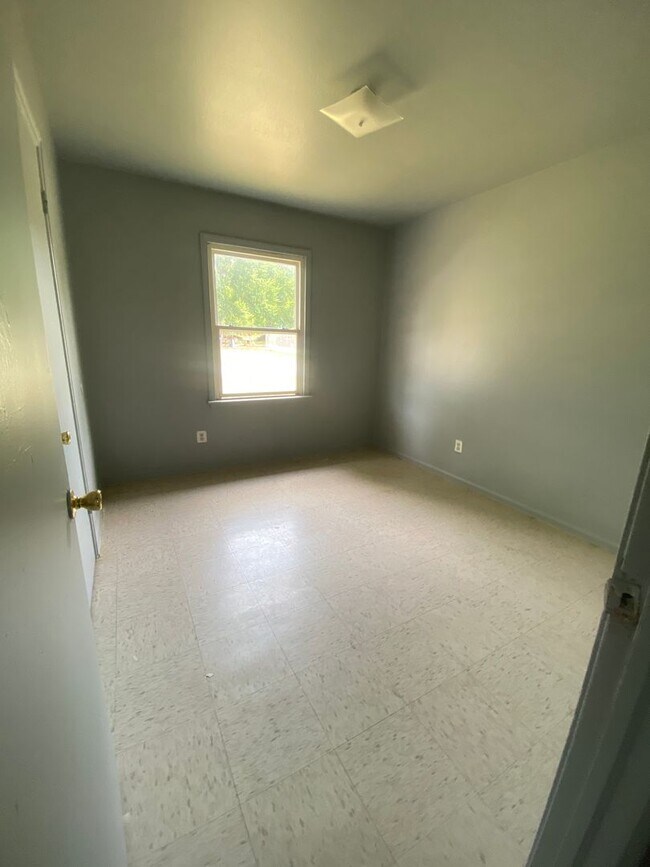 Foto del edificio - 3BEDROOM HOME IN NORTHGATE NEIGHBORHOOD