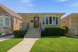 Building Photo - 3919 N Cumberland Ave