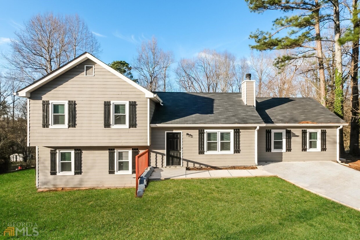 Primary Photo - 160 Melton Way