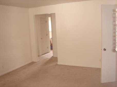 Sala de estar - 2756-2766 W North Bend Rd