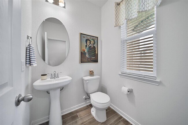 Foto del edificio - 4035 Mossy banks Ln