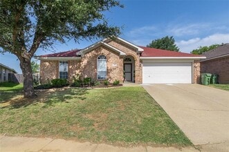 Building Photo - 308 McMurtry Dr