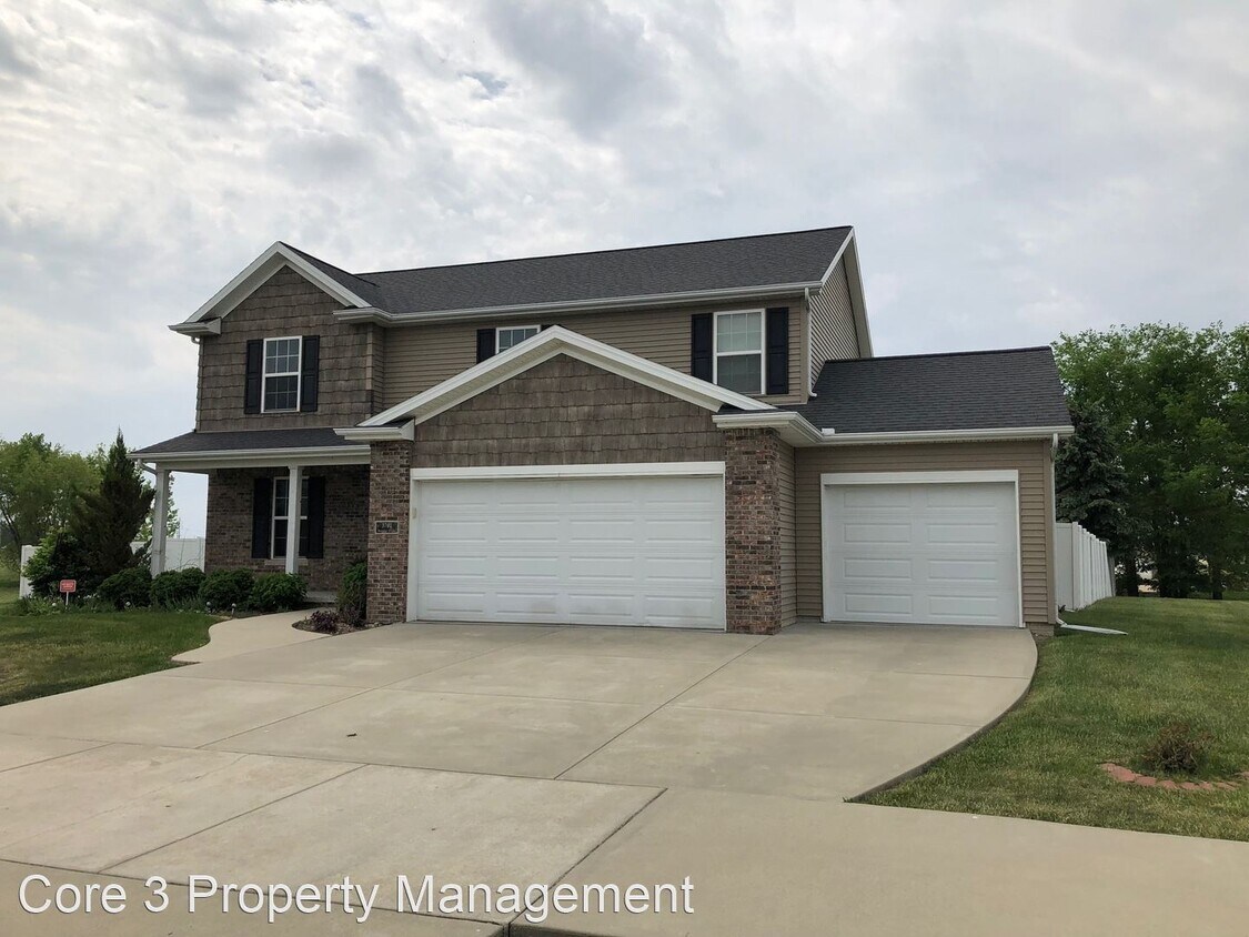 Primary Photo - 5 br, 3.5 bath House - 3701 Pamela Dr