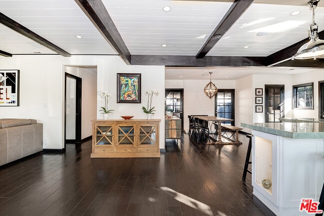 Building Photo - 4930 Strohm Ave