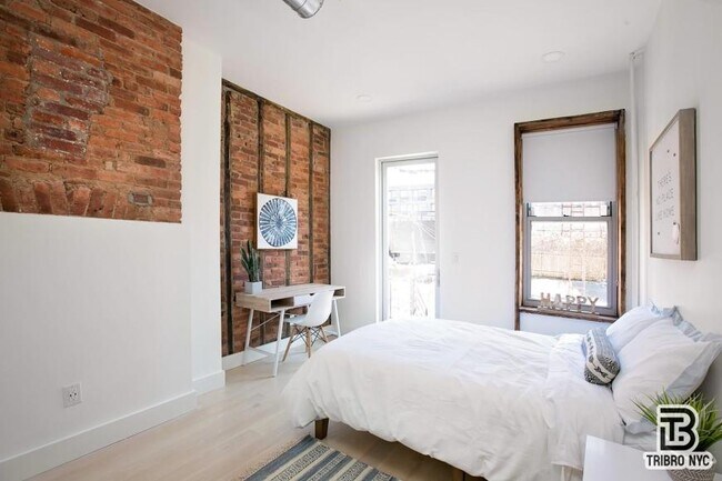 Foto del edificio - 2 bedroom in Brooklyn NY 11237