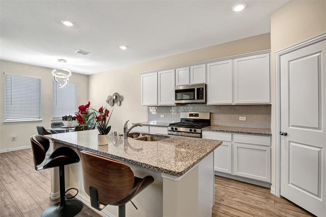 Foto del edificio - 409 Hackberry St