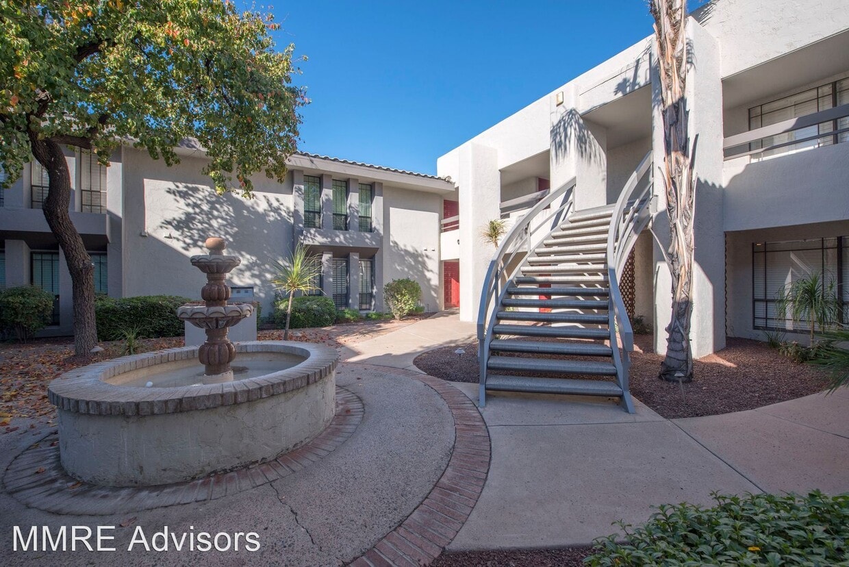 Building Photo - 2 br, 2 bath House - 5201 N 24th St #104